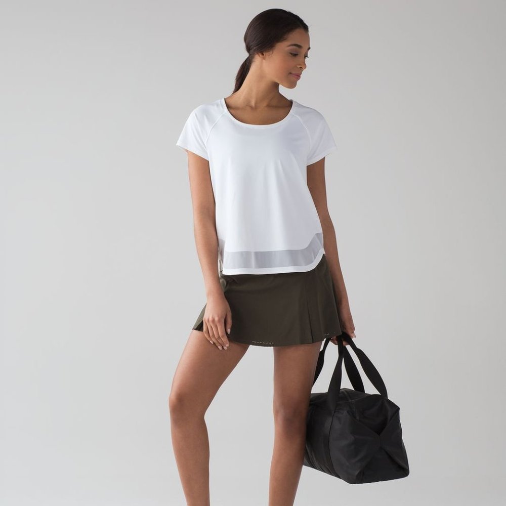 Lululemon Smooth Stride Skirt Dark Olive 13” SIZE 4